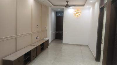 Living Room Image of 1750 Sq.ft 4 BHK Apartment / Flat for sale in Indirapuram Ghaziabad for Rs. 18850000