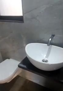 Image of 1857 Sq.ft 3 BHK Apartment / Flat for rent in Jahangirabad, Surat for Rs. 27500