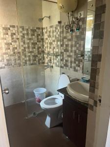 Image of 1735 Sq.ft 4 BHK Apartment / Flat for sale in Sare Crescent Green Parc, Sector 92, Gurgaon for Rs. 15500000
