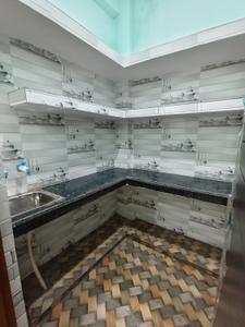 Kitchen Image of 1350 Sq.ft 4 BHK Independent House for sale in Veer Pur Gonda for Rs. 12000000