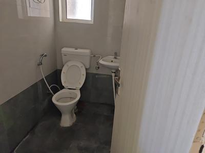 Bathroom Image of 460 Sq.ft 1 BHK Apartment / Flat for rent in Jagatpura Jaipur for Rs. 16000