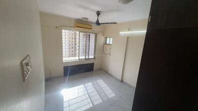 Bedroom Image of 990 Sq.ft 2 BHK Apartment / Flat for rent in Evershine Millennium Paradise, Kandivali East Mumbai for Rs. 65000
