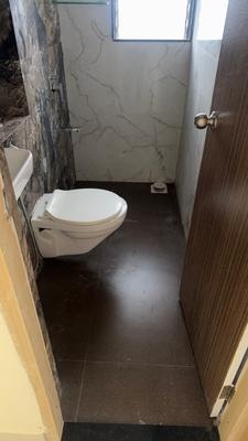 Image of 800 Sq.ft 2 BHK Apartment / Flat for rent in Mahim, Mumbai for Rs. 85000