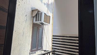 Balcony Image of 500 Sq.ft 1 BHK Builder Floor for rent in Uttam Nagar New Delhi for Rs. 15000