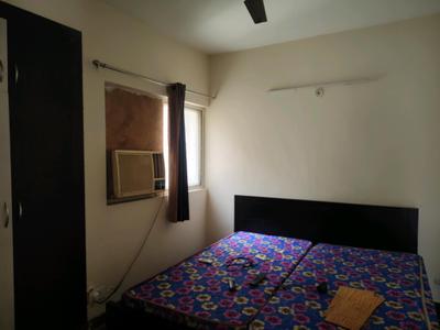 Bedroom Image of 700 Sq.ft 2 BHK Apartment / Flat for sale in Paras Tierea, Sector 137 Noida for Rs. 7600000