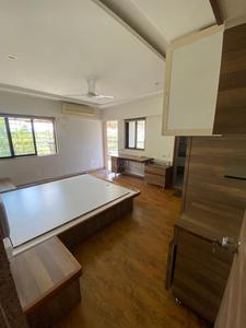 Kitchen Image of 1900 Sq.ft 3 BHK Apartment / Flat for rent in Athwa Surat for Rs. 48000