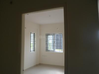 Bedroom Image of 910 Sq.ft 2 BHK Apartment / Flat for sale in Vakil Marigold, Iggalur Bengaluru for Rs. 4200000