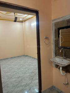 Bathroom Image of 600 Sq.ft 2 BHK Apartment / Flat for rent in Ganeshpur Varanasi for Rs. 6000