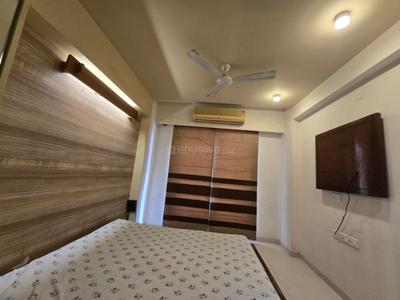 Bedroom Image of 1000 Sq.ft 2 BHK Apartment / Flat for sale in Gala Celestia, Vaishno Devi Circle Ahmedabad for Rs. 7500000