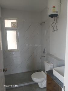 Bathroom Image of 1400 Sq.ft 2.5 BHK Apartment / Flat for sale in Silverglades The Melia, Sector 35 Sohna for Rs. 10100000