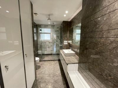 Bathroom Image of 2000 Sq.ft 3 BHK Builder Floor for sale in RWA Malviya Block B1, Malviya Nagar New Delhi for Rs. 41500000