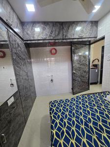Bathroom Image of 500 Sq.ft 1 BHK Apartment / Flat for rent in Kandivali East Mumbai for Rs. 35000