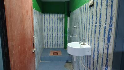 Bathroom Image of 700 Sq.ft 2 BHK Independent House for rent in MVP Colony Visakhapatnam for Rs. 6000