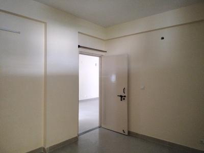 Bedroom Image of 1250 Sq.ft 2 BHK Apartment / Flat for rent in Omaxe Heights, Sector 86 Faridabad for Rs. 23000