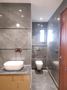 Common Bathroom Image of 1620 Sq.ft 3 BHK Builder Floor for sale in BPTP District 3, Sector 85 Faridabad for Rs. 17000000