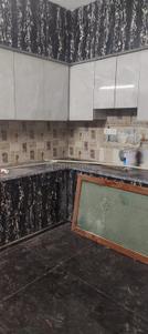 Kitchen Image of 1000 Sq.ft 2 BHK Builder Floor for rent in Vivek Vihar New Delhi for Rs. 20000