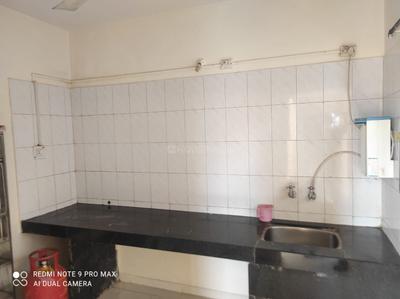 Kitchen Image of 560 Sq.ft 1 BHK Apartment / Flat for rent in Raviraj Rakshak Nagar Gold, Kharadi Pune for Rs. 29000