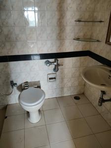 Common Bathroom Image of 1110 Sq.ft 2 BHK Apartment / Flat for sale in K Raheja Maple Leaf, Powai Mumbai for Rs. 24000000