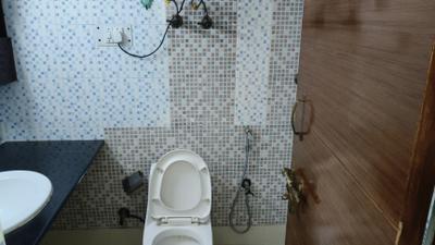 Image of 1750 Sq.ft 3 BHK Apartment / Flat for rent in Sector 23 Dwarka, New Delhi for Rs. 60000