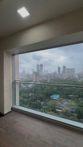 Balcony Image of 1800 Sq.ft 3 BHK Apartment / Flat for sale in Piramal Aranya Avyan Tower, Byculla Mumbai for Rs. 90000000