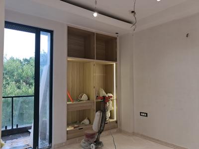 Bedroom Image of 1800 Sq.ft 3 BHK Builder Floor for sale in New Builder Floors, Paschim Vihar New Delhi for Rs. 37500000