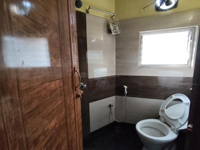 Bathroom Image of 1069 Sq.ft 3 BHK Apartment / Flat for sale in Baguiati Kolkata for Rs. 6000000