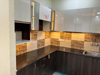 Kitchen Image of 945 Sq.ft 2.5 BHK Apartment / Flat for rent in NBCC Golf Homes, Noida Extension Greater Noida for Rs. 18000