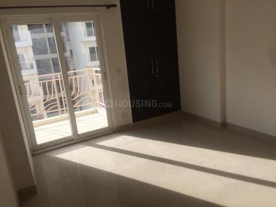 Bedroom Image of 2450 Sq.ft 4 BHK Apartment / Flat for sale in Mahagun Moderne, Sector 78 Noida for Rs. 36000000
