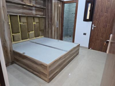 Bedroom Image of 950 Sq.ft 2 BHK Builder Floor for sale in Indirapuram Ghaziabad for Rs. 7500000