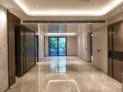 Living Room Image of 4518 Sq.ft 4.5 BHK Builder Floor for sale in Greenwood City Floors, Sector 45 Gurgaon for Rs. 75000000