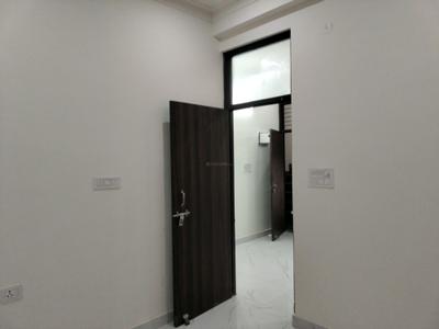 Bedroom Image of 750 Sq.ft 2 BHK Apartment / Flat for sale in CI Golf City Floor, Kambakshpur Noida for Rs. 3082120