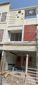 Image of 2000 Sq.ft 4 BHK Duplex for sale in Kolathur, Chennai for Rs. 16000000