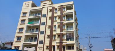 Image of 2100 Sq.ft 3 BHK Apartment / Flat for sale in Rammohanraja Nagar, Kakinada for Rs. 9900000