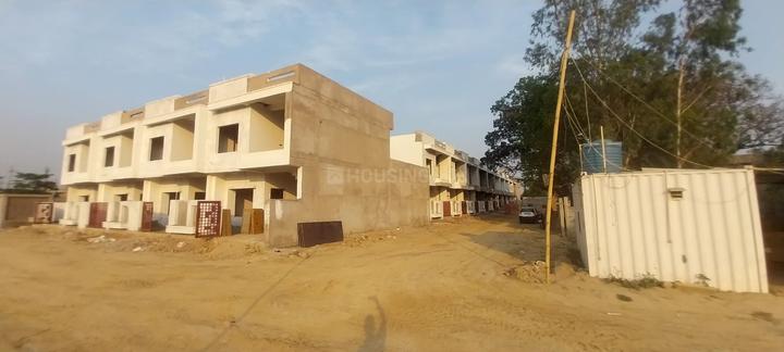 Latif Nagar Main Image 1