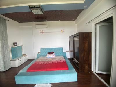 Bedroom Image of 2400 Sq.ft 4 BHK Penthouse for sale in Sahastradhara Road Dehradun for Rs. 19000000