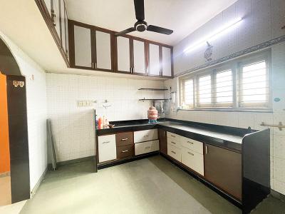 Kitchen Image of 1890 Sq.ft 3 BHK Apartment / Flat for sale in Maninagar Ahmedabad for Rs. 9000000