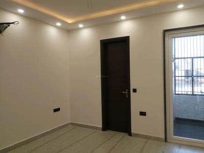 Bedroom Image of 2100 Sq.ft 5 BHK Builder Floor for sale in Mukherjee Nagar New Delhi for Rs. 29000000