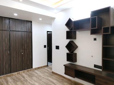Bedroom Image of 2100 Sq.ft 4 BHK Apartment / Flat for sale in CGHS Guru Apartments, Sector 6 Dwarka New Delhi for Rs. 35800000