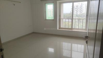 Bedroom Image of 2900 Sq.ft 4.5 BHK Apartment / Flat for sale in Vascon Forest County, Kharadi Pune for Rs. 43000000