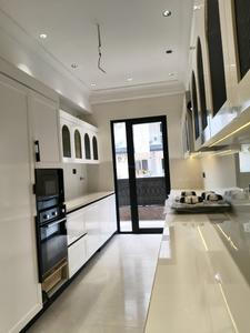 Kitchen Image of 3250 Sq.ft 4.5 BHK Builder Floor for sale in Independent Floors At DLF City Phase IV, DLF Phase 4 Gurgaon for Rs. 55000000
