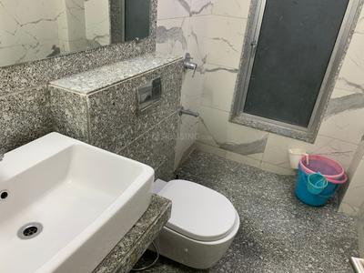 Bathroom Image of 560 Sq.ft 1 BHK Apartment / Flat for sale in Dosti West County, Thane West Thane for Rs. 5600000