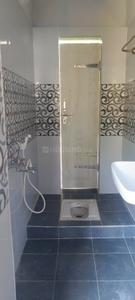 Bathroom Image of 950 Sq.ft 2 BHK Independent House for rent in Dondapudi Eluru for Rs. 9000
