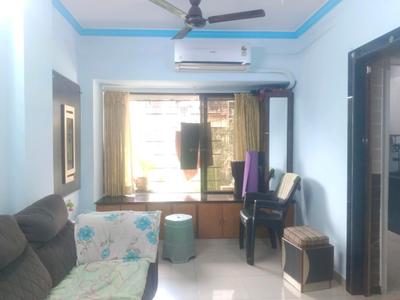 Living Room Image of 424 Sq.ft 1 BHK Apartment / Flat for sale in Kandivali West Mumbai for Rs. 12500000