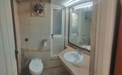 Glen Heights Bathroom One 4