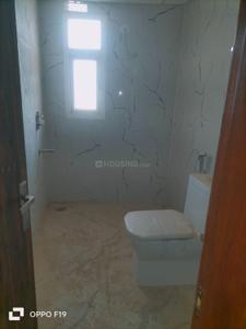 Image of 1748 Sq.ft 3 BHK Apartment / Flat for sale in Himalaya Tanishq, Morta, Moti, Ghaziabad for Rs. 12425000