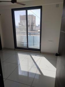 Bedroom Image of 1190 Sq.ft 3 BHK Apartment / Flat for rent in Krishna Planet, Chhani Vadodara for Rs. 17000