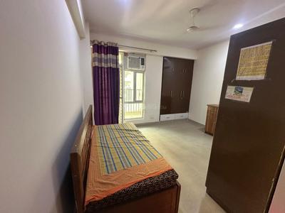 Bedroom Image of 990 Sq.ft 2 BHK Apartment / Flat for sale in Supertech Livingston, Crossings Republik Ghaziabad for Rs. 7000000