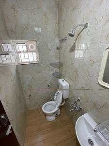 Bathroom Image of 1100 Sq.ft 2 BHK Builder Floor for rent in Thousand Lights Chennai for Rs. 44500