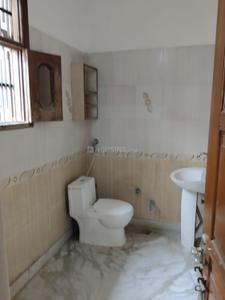 Bathroom Image of 1850 Sq.ft 3 BHK Builder Floor for rent in Sector 9 Panchkula for Rs. 35000