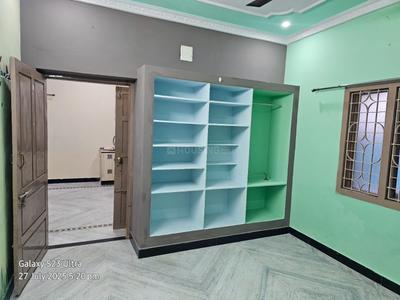 Bedroom Image of 1250 Sq.ft 2 BHK Independent House for rent in Pratap Nagar Kakinada for Rs. 12000
